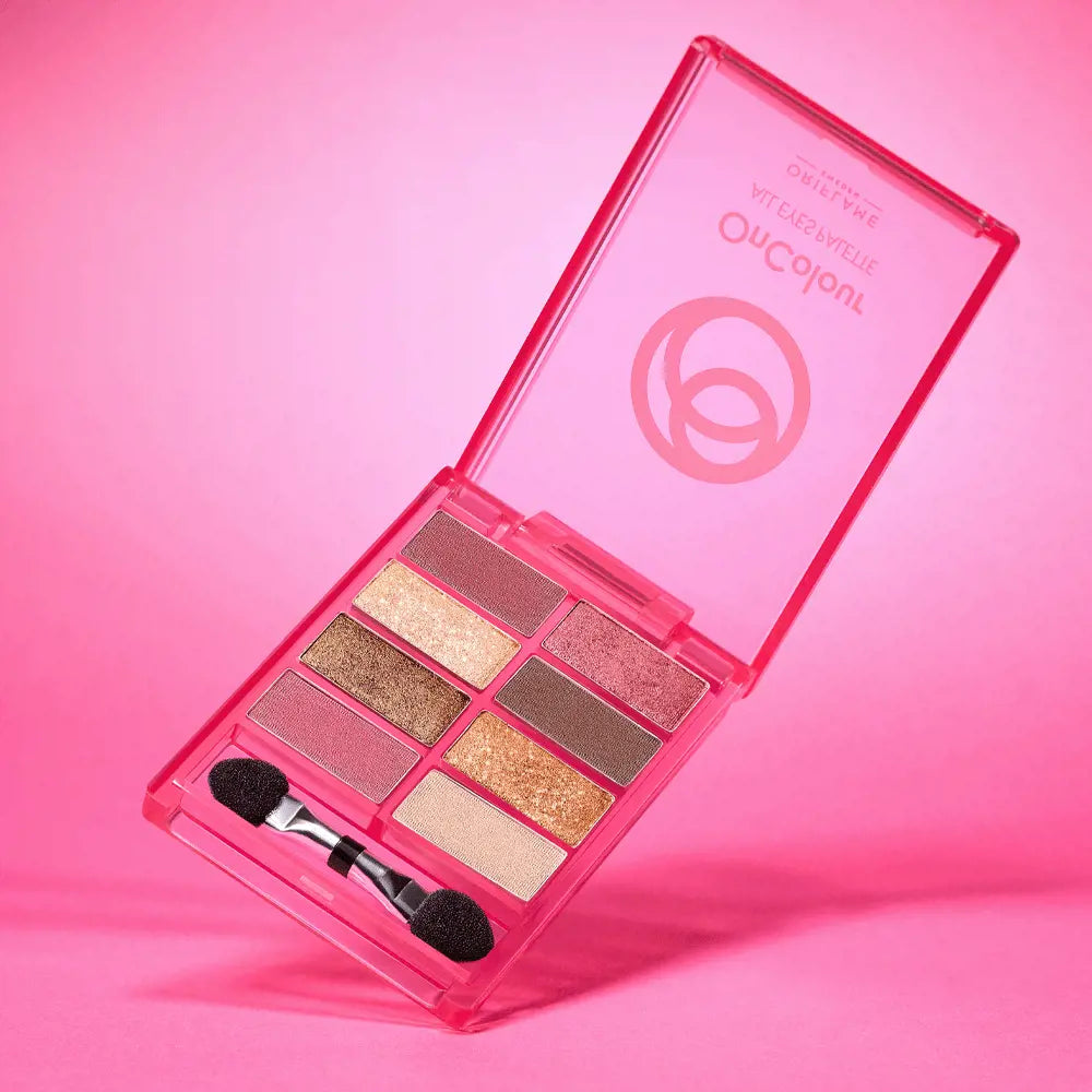 Makeup palette with Ocopea logo on a pink background