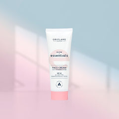 Oriflame Glow Essentials Face Cream with Vitamins E B3 SPF 10 50 ML