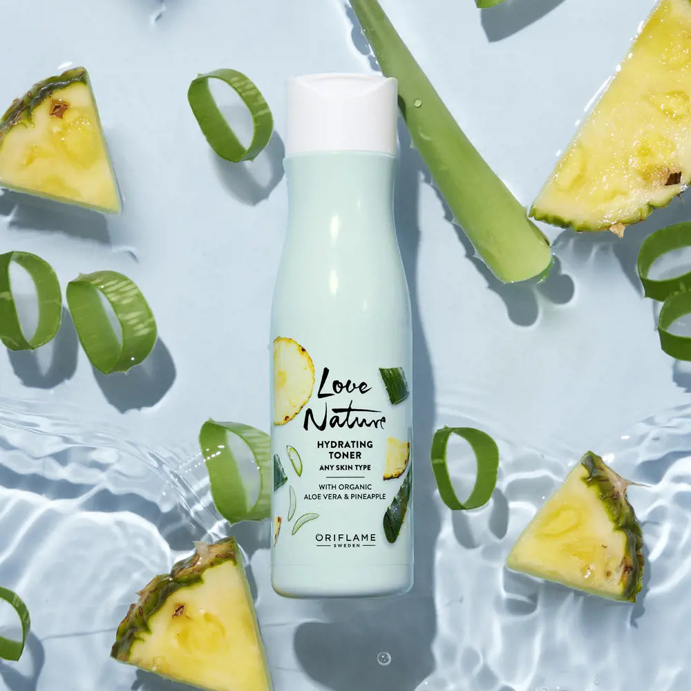 Oriflame Love Nature Hydrating Toner with Organic Aloe Vera Pineapple 150ml